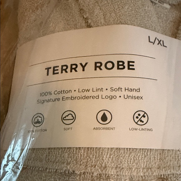 Matted Grey Terry Robe - Picture 3 of 4